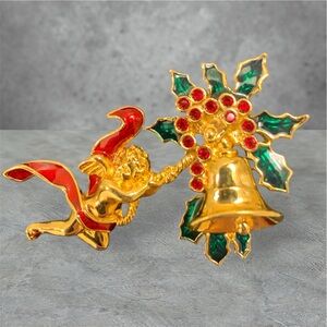 Vintage Avon Smithsonian Dangling Angel Ringing Christmas Bell w/Holly Brooch